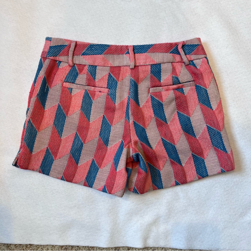 Ann Taylor Loft Riviera Short - Picture 3 of 4
